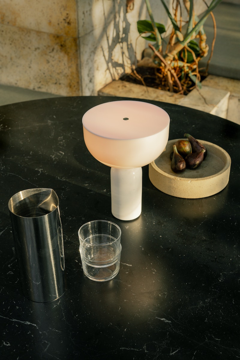 Kizu Portable Table Lamp